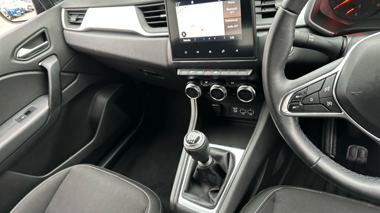 Renault Captur 1.3 TCE 130 Iconic 5dr Petrol Hatchback